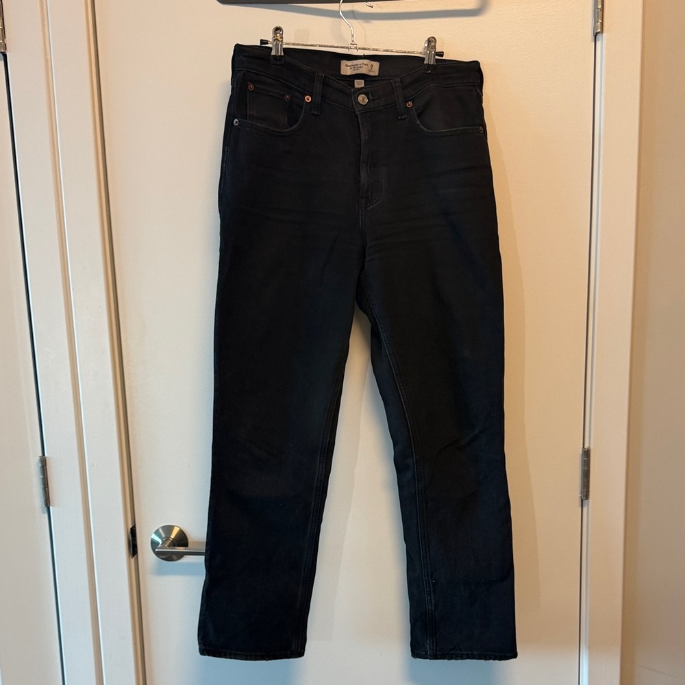 Abercrombie & Fitch Women's Black Straight Leg Jeans Live Curve 6 / 28